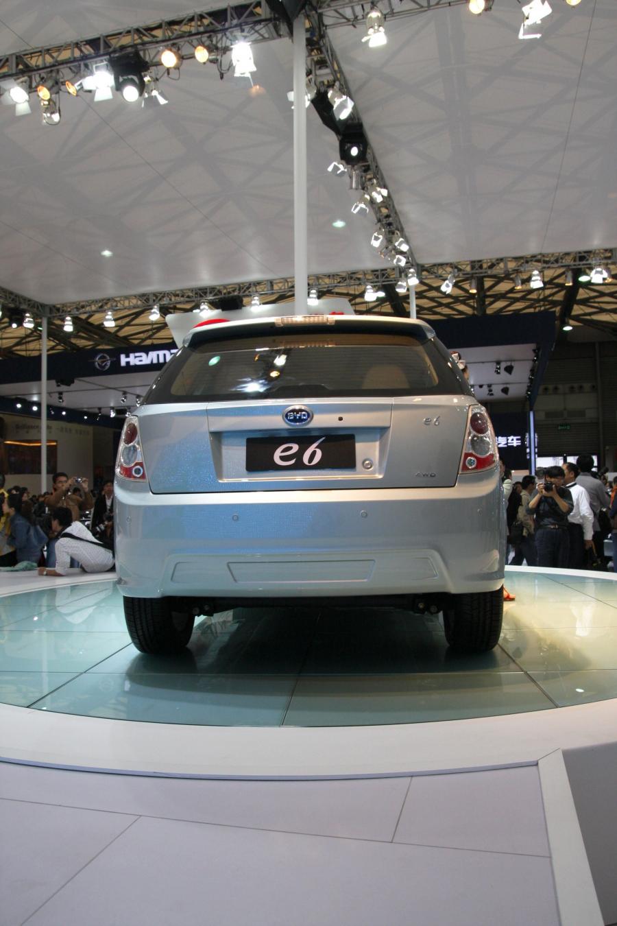  BYD E6 2009 года  (фото 47 из 60)